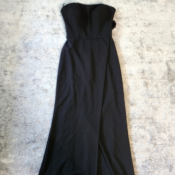 La Femme Black Strapless Gown Size 2 NWT - Picture 3 of 9